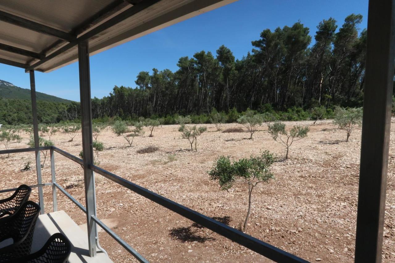 Robinson Olive Tree Huts Vila Čara Exterior foto