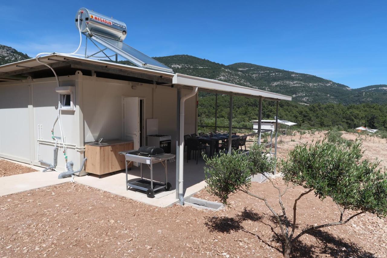 Robinson Olive Tree Huts Vila Čara Exterior foto